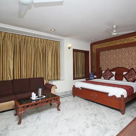 Oyo 5915 Hotel Swagath